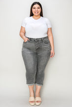 Load image into Gallery viewer, Judy Blue Full Size Button Fly High Waist Cuffed Capris