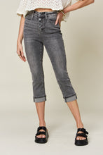 Load image into Gallery viewer, Judy Blue Full Size Button Fly High Waist Cuffed Capris