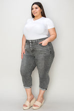 Load image into Gallery viewer, Judy Blue Full Size Button Fly High Waist Cuffed Capris