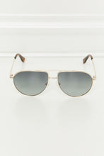 Load image into Gallery viewer, TAC Polarization Lens Aviator Sunglasses