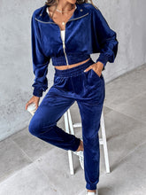 Load image into Gallery viewer, Zip Up Long Sleeve Cropped Top and Joggers Set