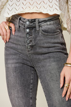 Load image into Gallery viewer, Judy Blue Full Size Button Fly High Waist Cuffed Capris