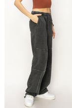 Load image into Gallery viewer, HYFVE Stitched Design Drawstring Sweatpants