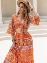 Load image into Gallery viewer, Printed Plunge Half Sleeve Top and Skirt Set