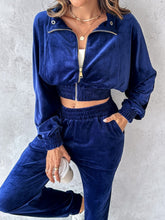 Load image into Gallery viewer, Zip Up Long Sleeve Cropped Top and Joggers Set