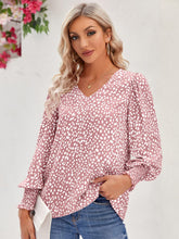 Load image into Gallery viewer, Printed V-Neck Lantern Sleeve Blouse