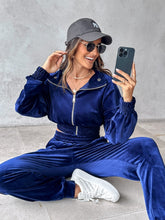 Load image into Gallery viewer, Zip Up Long Sleeve Cropped Top and Joggers Set