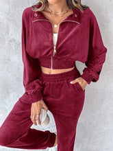 Load image into Gallery viewer, Zip Up Long Sleeve Cropped Top and Joggers Set