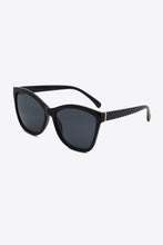 Load image into Gallery viewer, Full Rim Polycarbonate Sunglasses