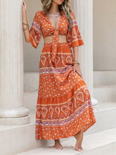 Load image into Gallery viewer, Printed Plunge Half Sleeve Top and Skirt Set