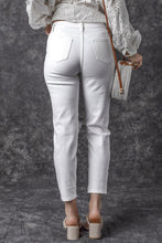 Load image into Gallery viewer, Distressed Jeans with Pockets