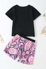 Load image into Gallery viewer, Boys Giraffe Graphic T-shirt and Paisley Shorts Set