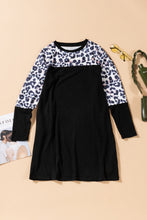 Load image into Gallery viewer, Leopard Spliced Round Neck Dress