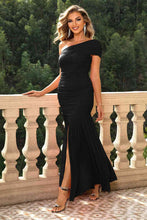 Load image into Gallery viewer, One-Shoulder Ruched Maxi Dress