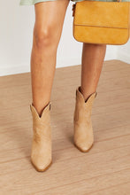 Load image into Gallery viewer, Qupid Lasso My Heart Cowboy Booties