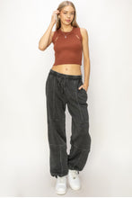 Load image into Gallery viewer, HYFVE Stitched Design Drawstring Sweatpants
