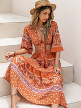 Load image into Gallery viewer, Printed Plunge Half Sleeve Top and Skirt Set
