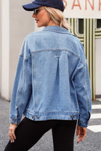 Load image into Gallery viewer, Pocketed Button Up Denim Jacket
