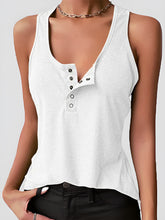 Load image into Gallery viewer, Full Size Quarter Snap Scoop Neck Tank
