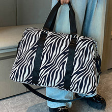 Load image into Gallery viewer, Animal Print Travel Bag
