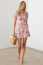 Load image into Gallery viewer, Le Lis Floral Puff Sleeve Crop Top and Mini Skirt Set
