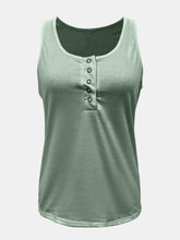 Load image into Gallery viewer, Full Size Quarter Snap Scoop Neck Tank
