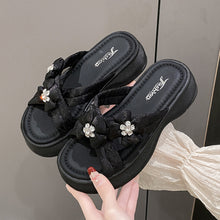 Load image into Gallery viewer, Flower Open Toe Platform Sandals
