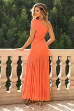 Load image into Gallery viewer, One-Shoulder Ruched Maxi Dress
