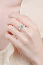 Load image into Gallery viewer, 1 Carat Moissanite Heart Ring
