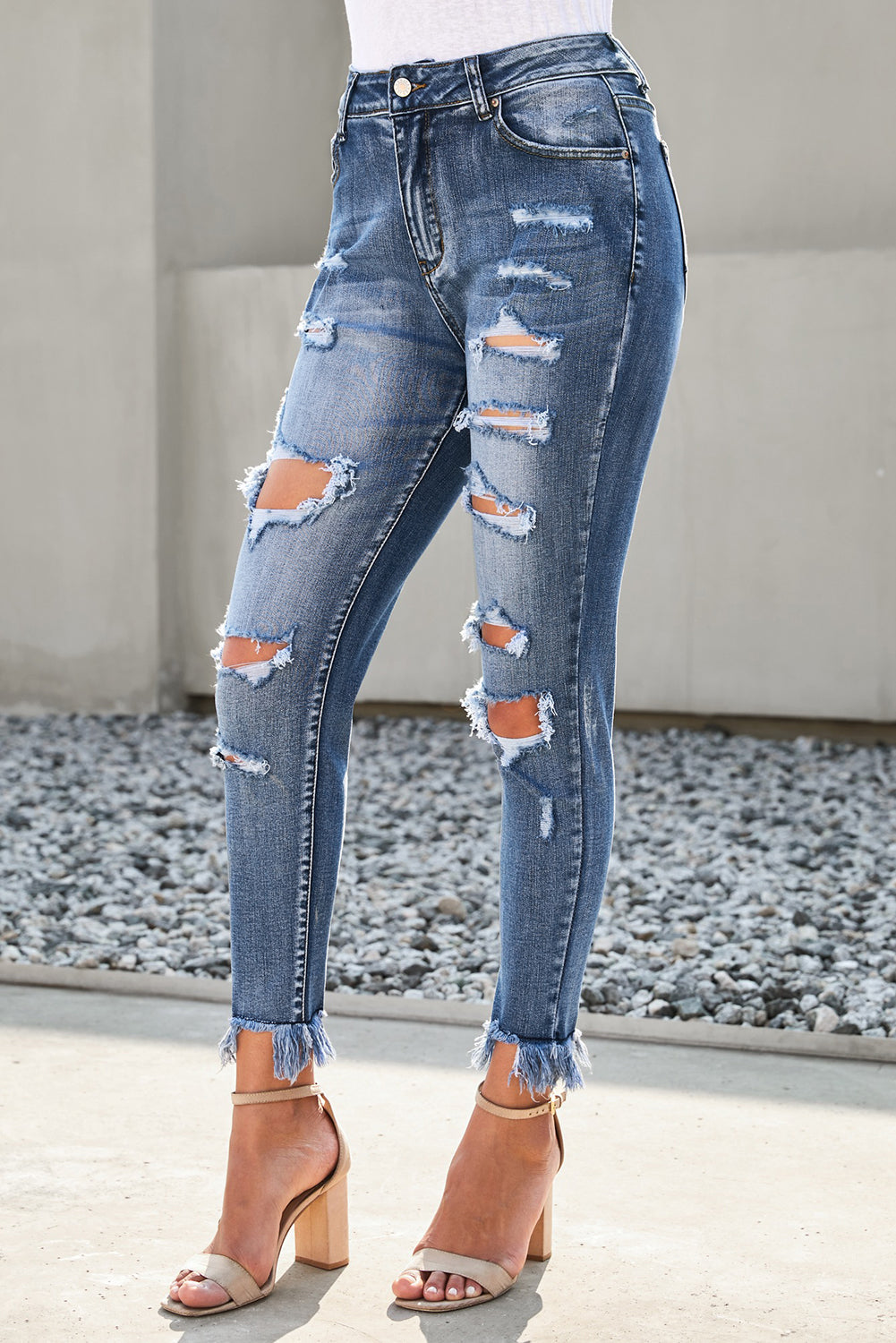 Distressed Frayed Hem Cropped Jeans – Lala's Trends